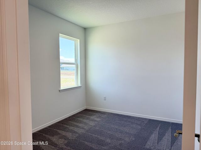 917 Castleford Avenue NE, Palm Bay, FL 32905