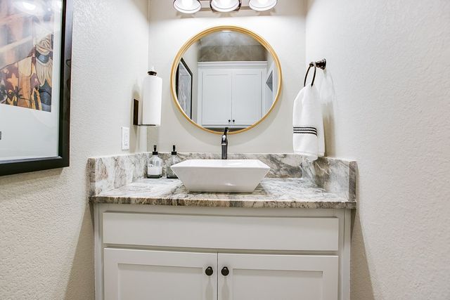 9 Southridge Drive, San Angelo, TX 76904