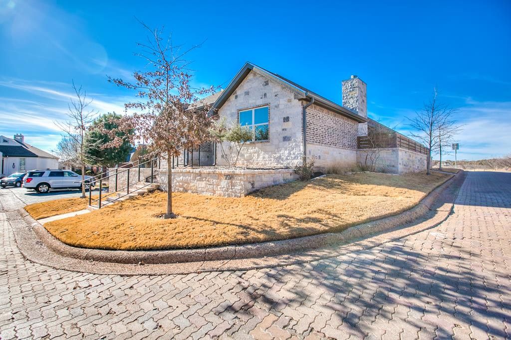 9 Southridge Drive, San Angelo, TX 76904