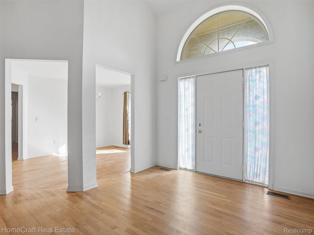 3124 HONEYSUCKLE Drive, Scio Township, MI 48103