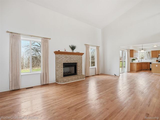 3124 HONEYSUCKLE Drive, Scio Township, MI 48103