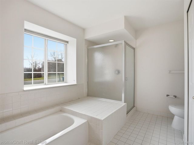 3124 HONEYSUCKLE Drive, Scio Township, MI 48103