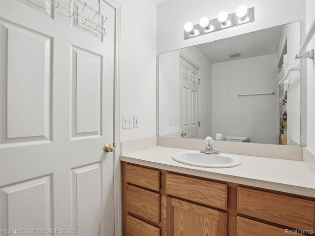 3124 HONEYSUCKLE Drive, Scio Township, MI 48103