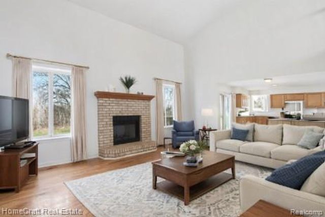 3124 HONEYSUCKLE Drive, Scio Township, MI 48103