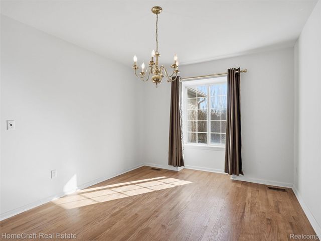 3124 HONEYSUCKLE Drive, Scio Township, MI 48103