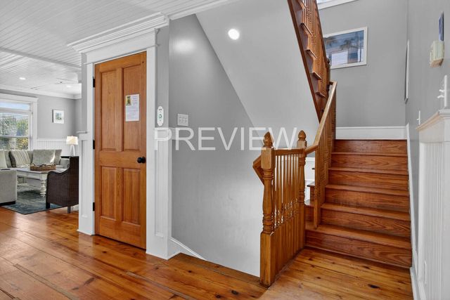 10 10th Avenue, Isle Of Palms, SC 29451
