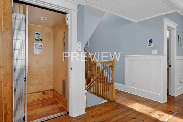 10 10th Avenue, Isle Of Palms, SC 29451