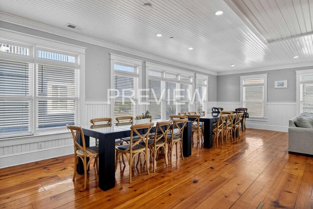 10 10th Avenue, Isle Of Palms, SC 29451