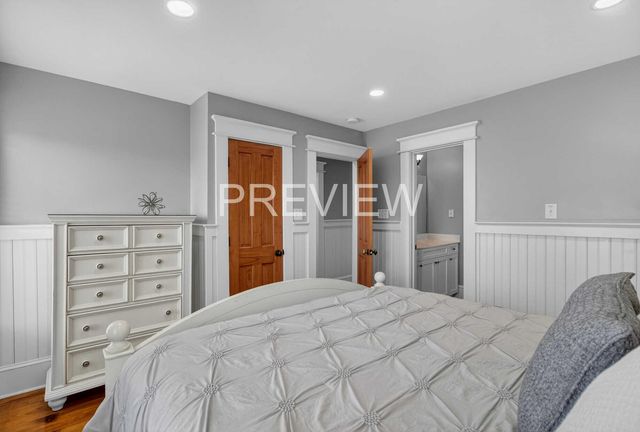 10 10th Avenue, Isle Of Palms, SC 29451