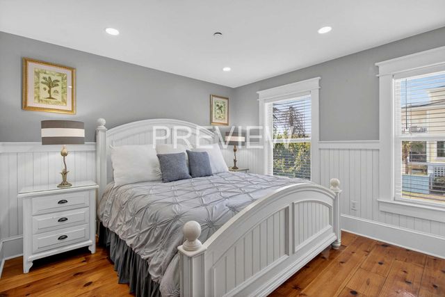 10 10th Avenue, Isle Of Palms, SC 29451