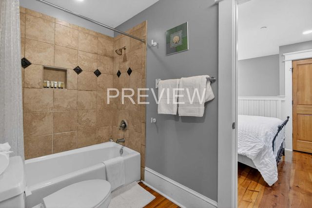 10 10th Avenue, Isle Of Palms, SC 29451
