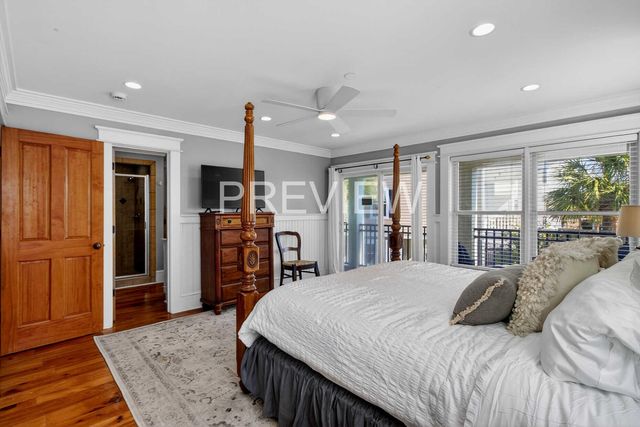 10 10th Avenue, Isle Of Palms, SC 29451