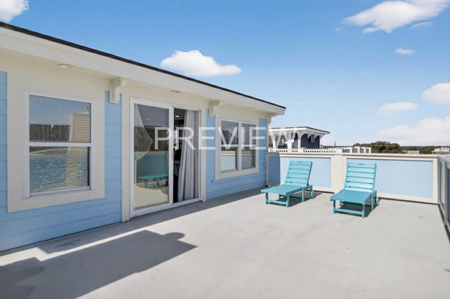 10 10th Avenue, Isle Of Palms, SC 29451