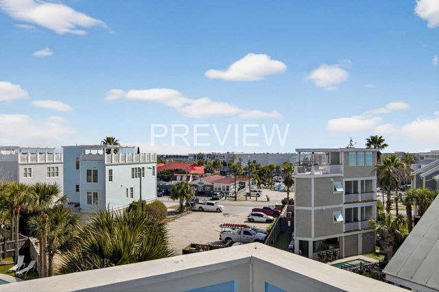 10 10th Avenue, Isle Of Palms, SC 29451