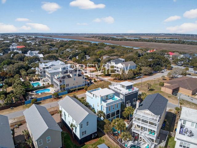 10 10th Avenue, Isle Of Palms, SC 29451