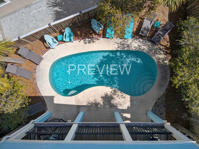 10 10th Avenue, Isle Of Palms, SC 29451