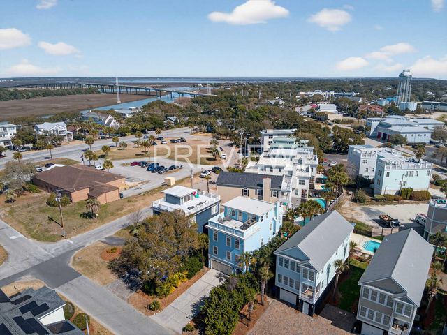 10 10th Avenue, Isle Of Palms, SC 29451