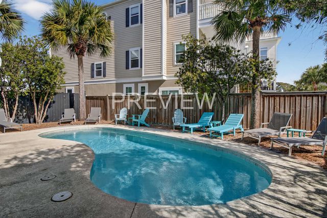 10 10th Avenue, Isle Of Palms, SC 29451