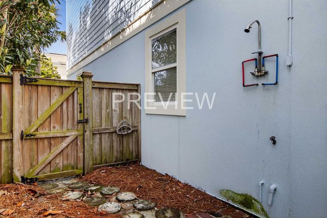 10 10th Avenue, Isle Of Palms, SC 29451