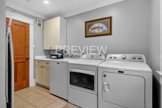 10 10th Avenue, Isle Of Palms, SC 29451