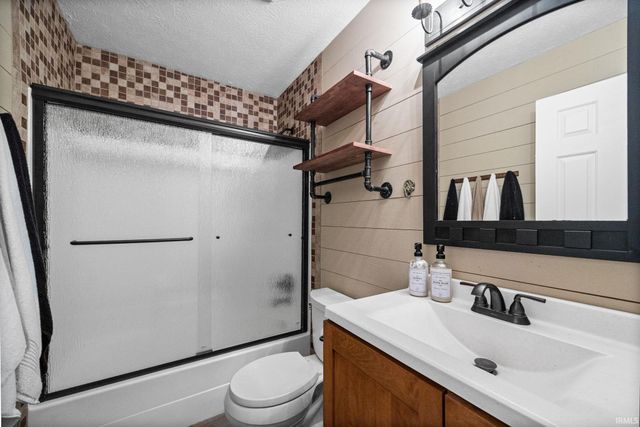 2630 Donna Drive, Lafayette, IN 47905