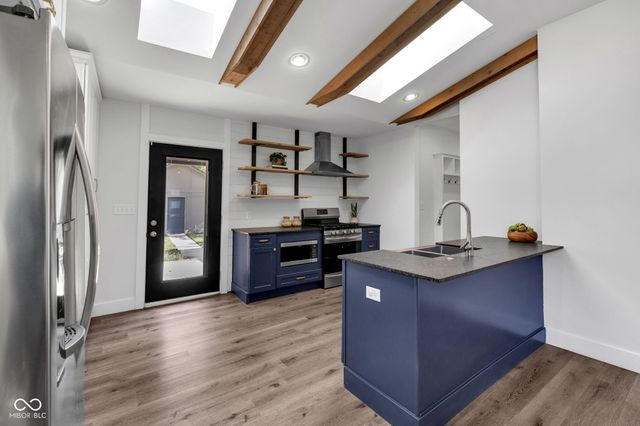 827 S Randolph Street, Indianapolis, IN 46203