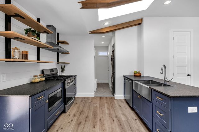 827 S Randolph Street, Indianapolis, IN 46203