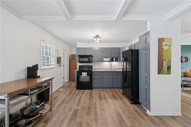 2530 Rolling View Drive SE, Smyrna, GA 30080
