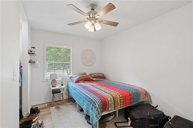 2530 Rolling View Drive SE, Smyrna, GA 30080