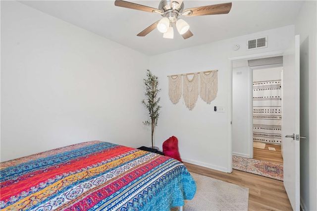 2530 Rolling View Drive SE, Smyrna, GA 30080