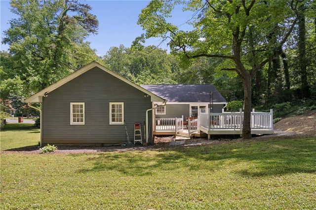 2530 Rolling View Drive SE, Smyrna, GA 30080