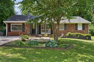 2530 Rolling View Drive SE, Smyrna, GA 30080