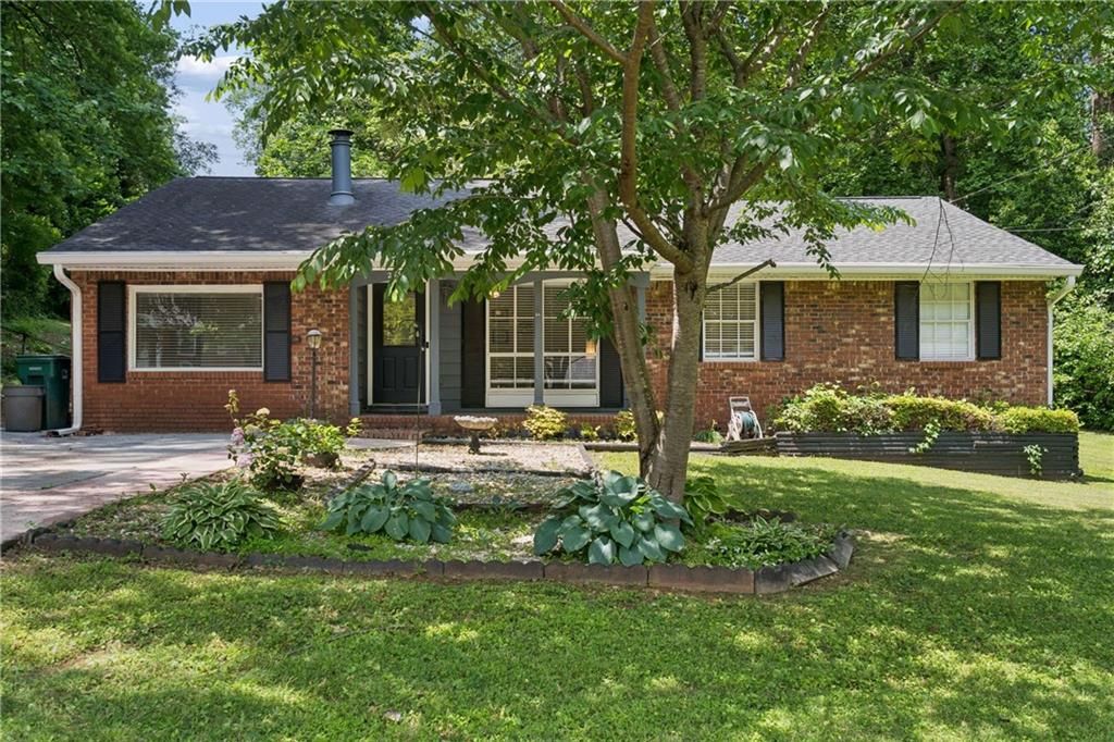2530 Rolling View Drive SE, Smyrna, GA 30080