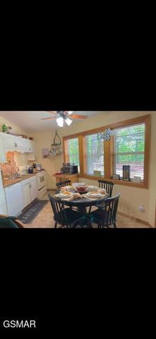 2765 Grassy Branch Loop, Sevierville, TN 37876