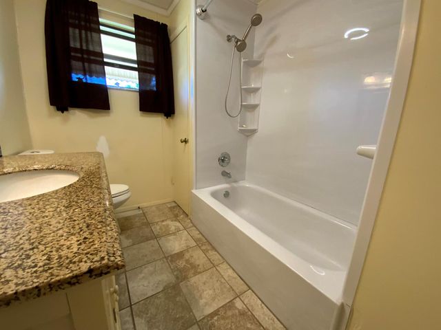 1095 Chobee Loop, Okeechobee, FL 34974