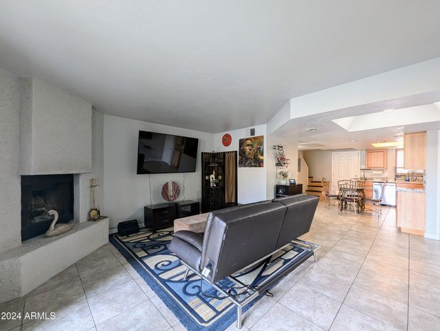 18239 N 40TH Street 168, Phoenix, AZ 85032