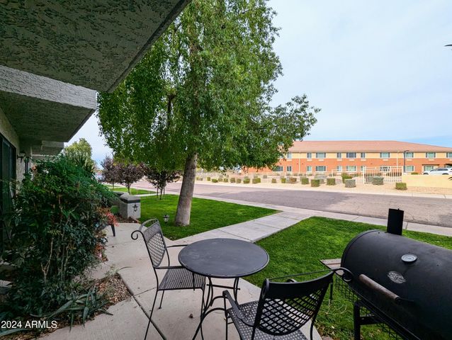 18239 N 40TH Street 168, Phoenix, AZ 85032