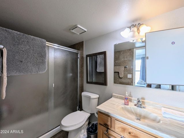 18239 N 40TH Street 168, Phoenix, AZ 85032