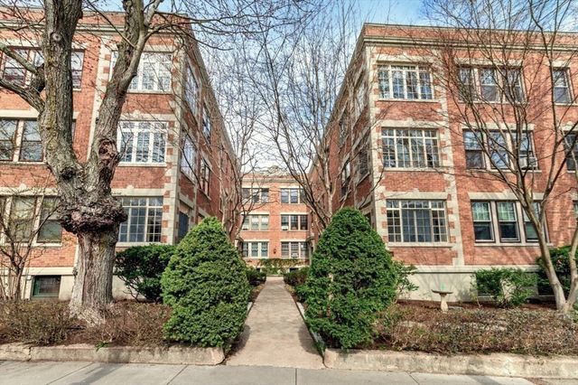 441-5 Washington St. 5, Brookline, MA 02446