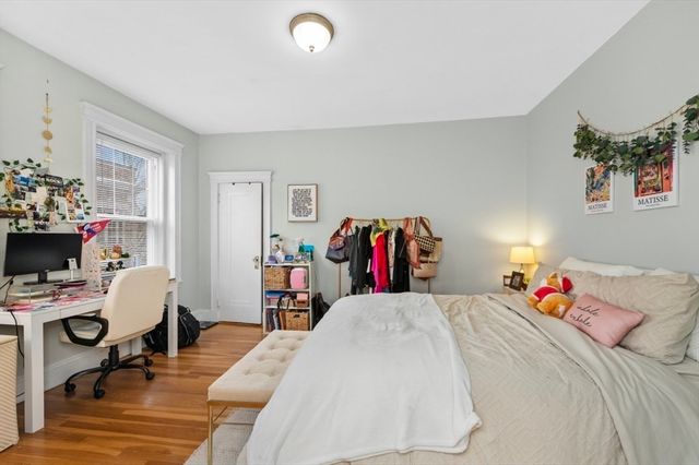 441-5 Washington St. 5, Brookline, MA 02446