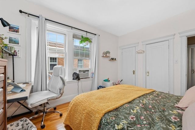 441-5 Washington St. 5, Brookline, MA 02446