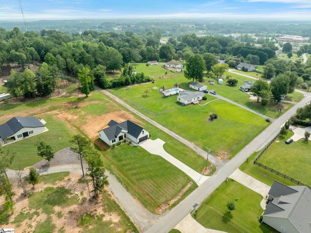 128 Cothran Road, Inman, SC 29349