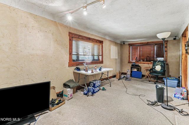 635 Glengary Road, Toledo, OH 43617