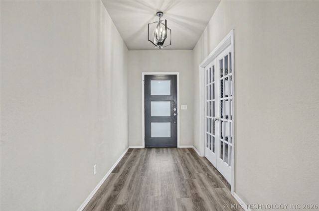 711 W 53rd Place, Sand Springs, OK 74063