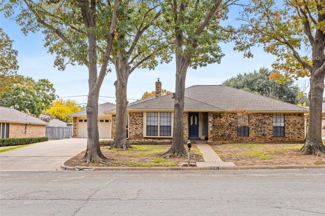 2626 Collard Road, Arlington, TX 76017