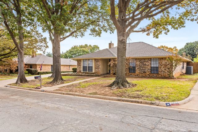 2626 Collard Road, Arlington, TX 76017