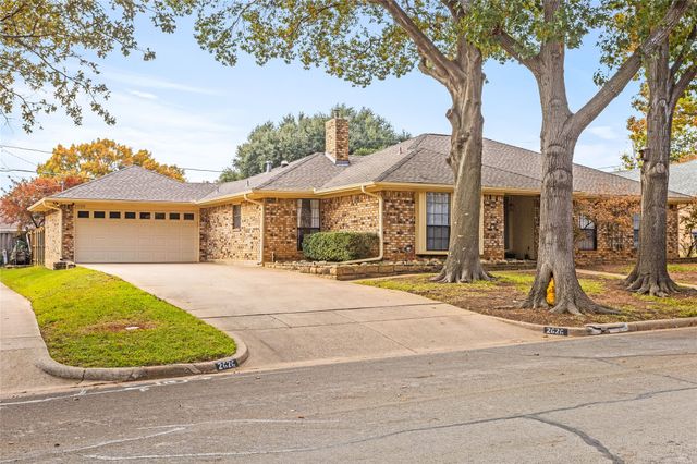 2626 Collard Road, Arlington, TX 76017