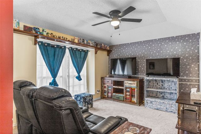 2626 Collard Road, Arlington, TX 76017