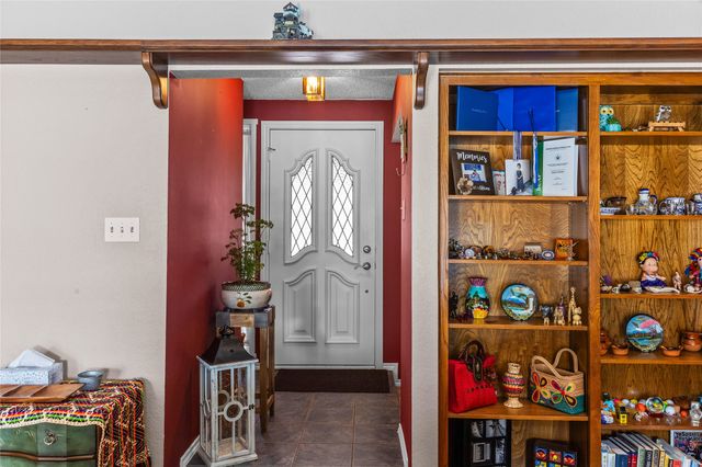 2626 Collard Road, Arlington, TX 76017