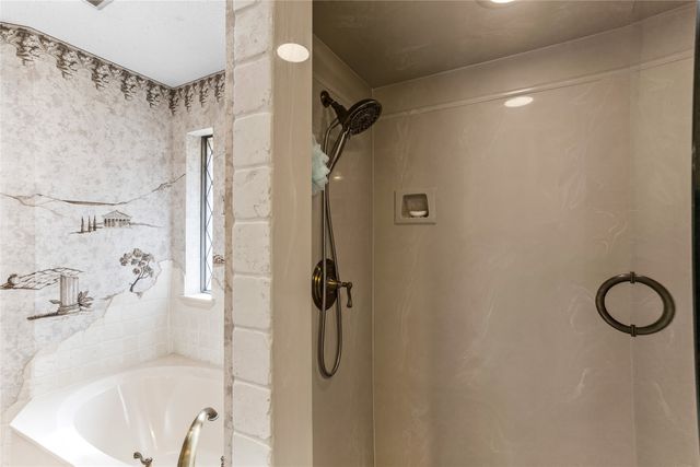 2626 Collard Road, Arlington, TX 76017